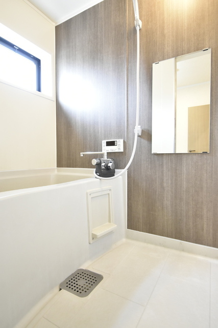 バス・シャワールーム　バス