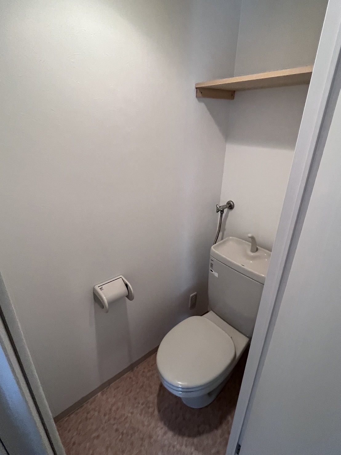 トイレ　※他号室のお写真です。