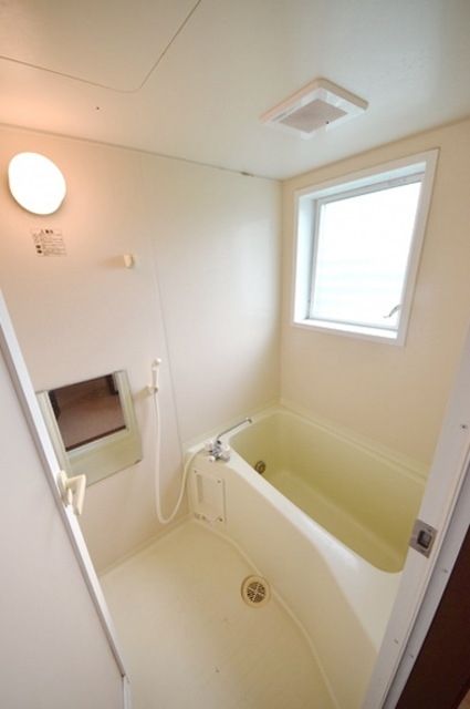 バス・シャワールーム　★お風呂に窓★