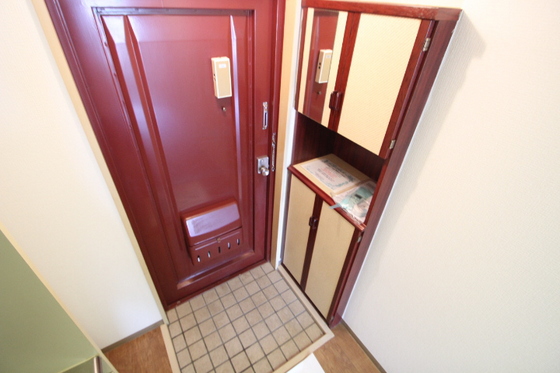 玄関　※別部屋の写真です