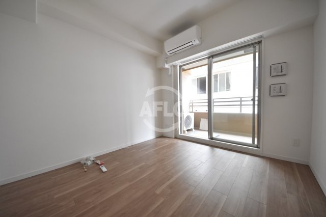 居室・リビング　レオンコンフォート堀江公園　リビング