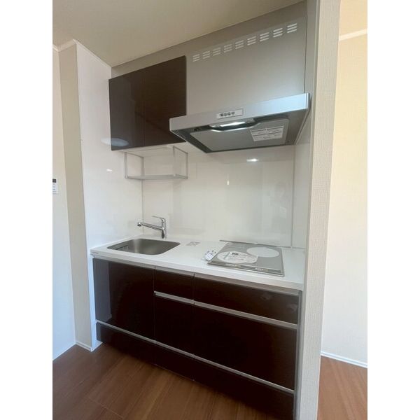 キッチン　同シリーズ物件のモデルルームになります※現況優先