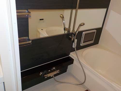 バス・シャワールーム　バス