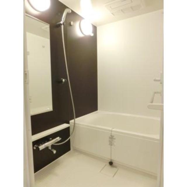 バス・シャワールーム　※写真は同タイプ住戸です。