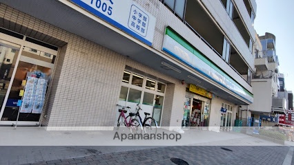 コンビニ　ファミリーマート かわだ多摩川店（コンビニ）まで196m