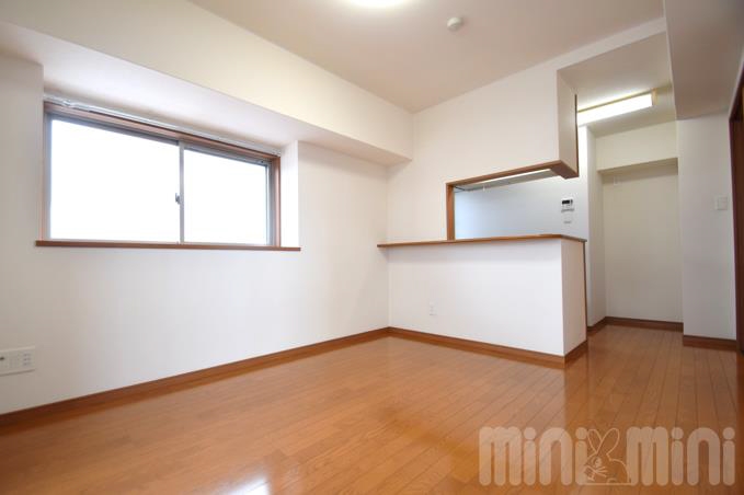 居室・リビング　１００５号