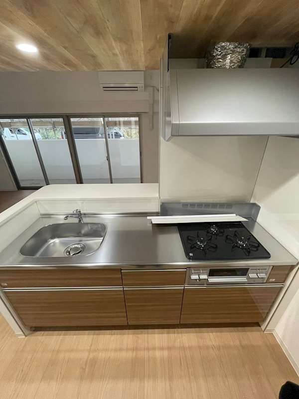 キッチン　※別号室の参考写真になります。