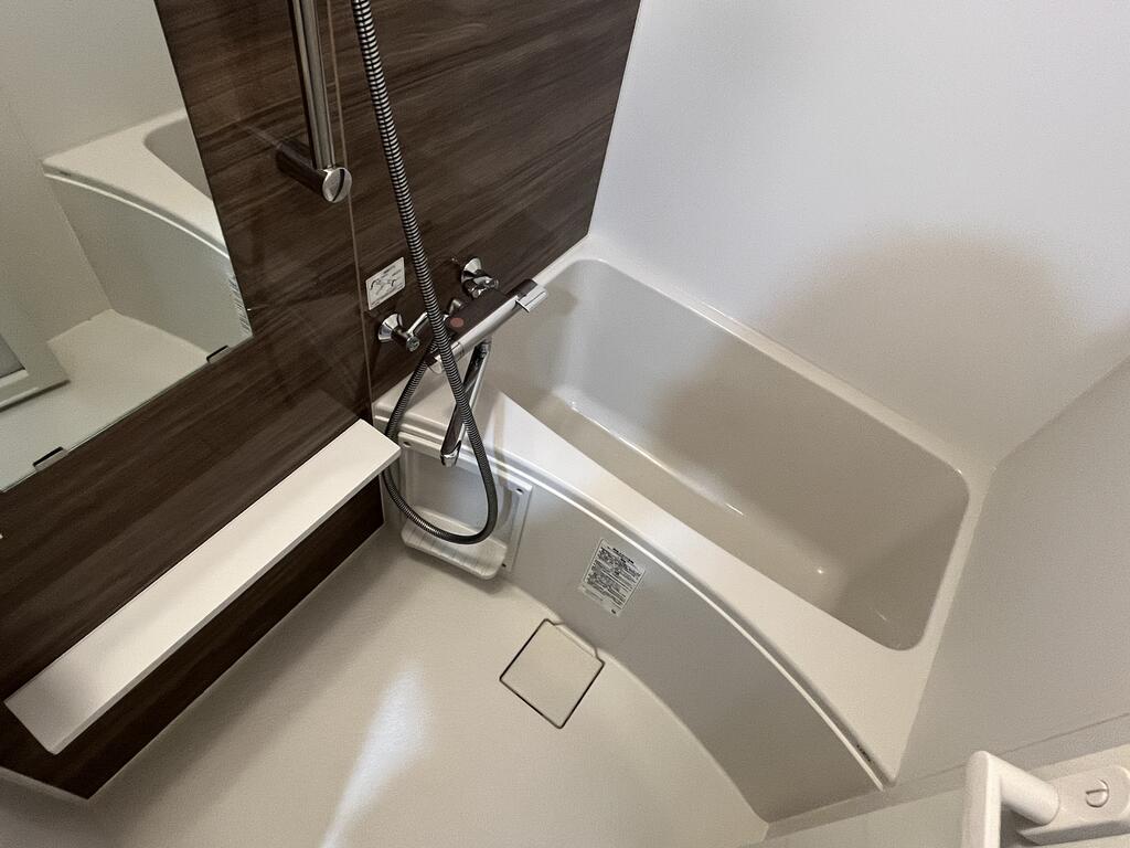 バス・シャワールーム　※同建造物別部屋(同仕様)