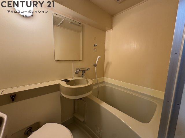 バス・シャワールーム　シンプルで機能的なユニットバスです！