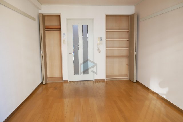 居室・リビング　使いやすい居間です