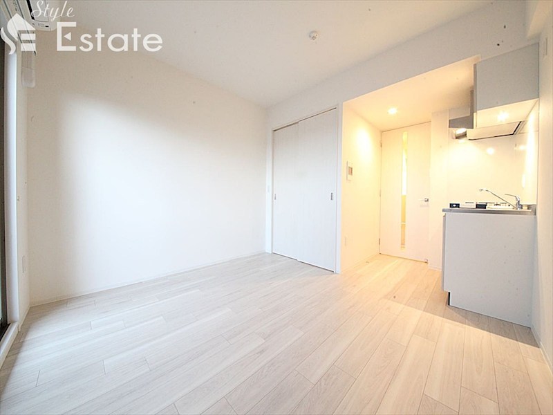 居室・リビング　内装