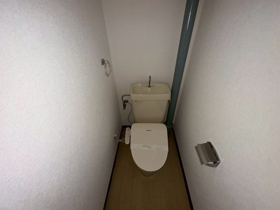 トイレ　※別部屋の写真です