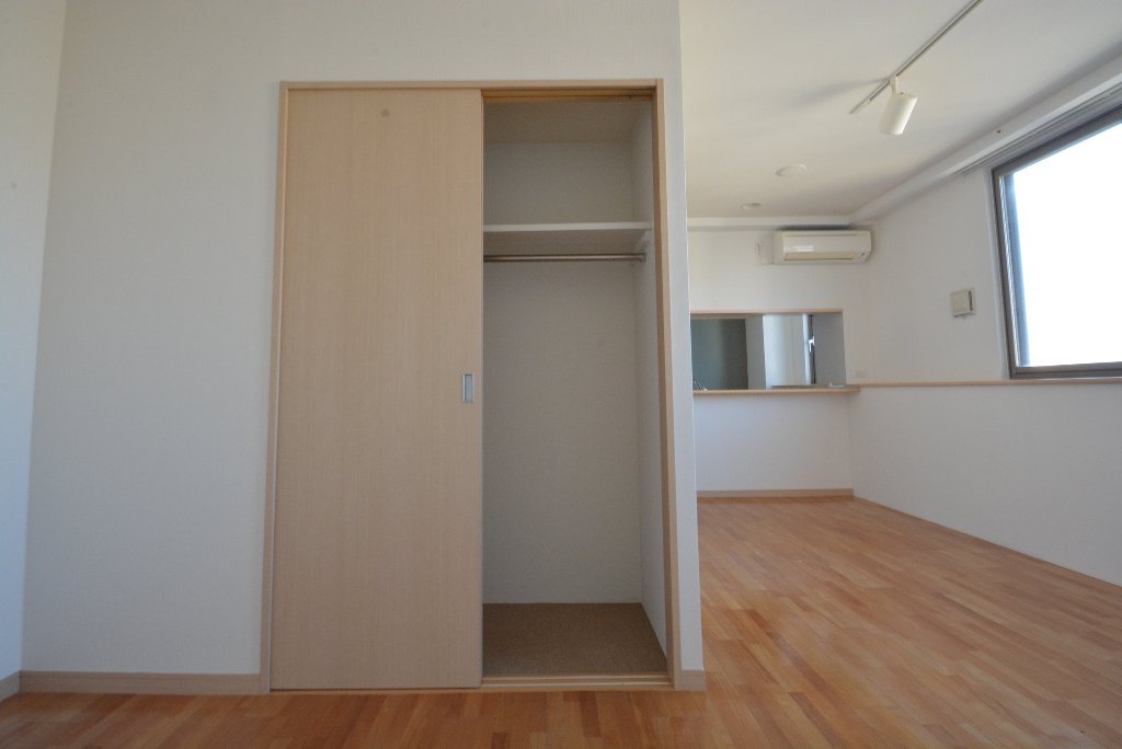 収納　クローゼット