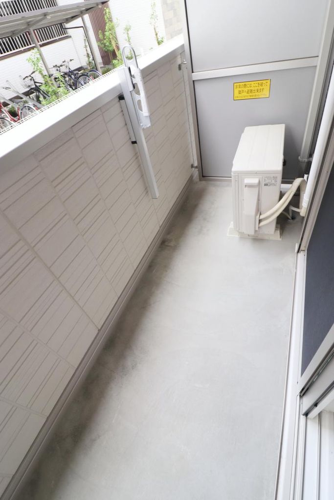 バルコニー　バルコニー