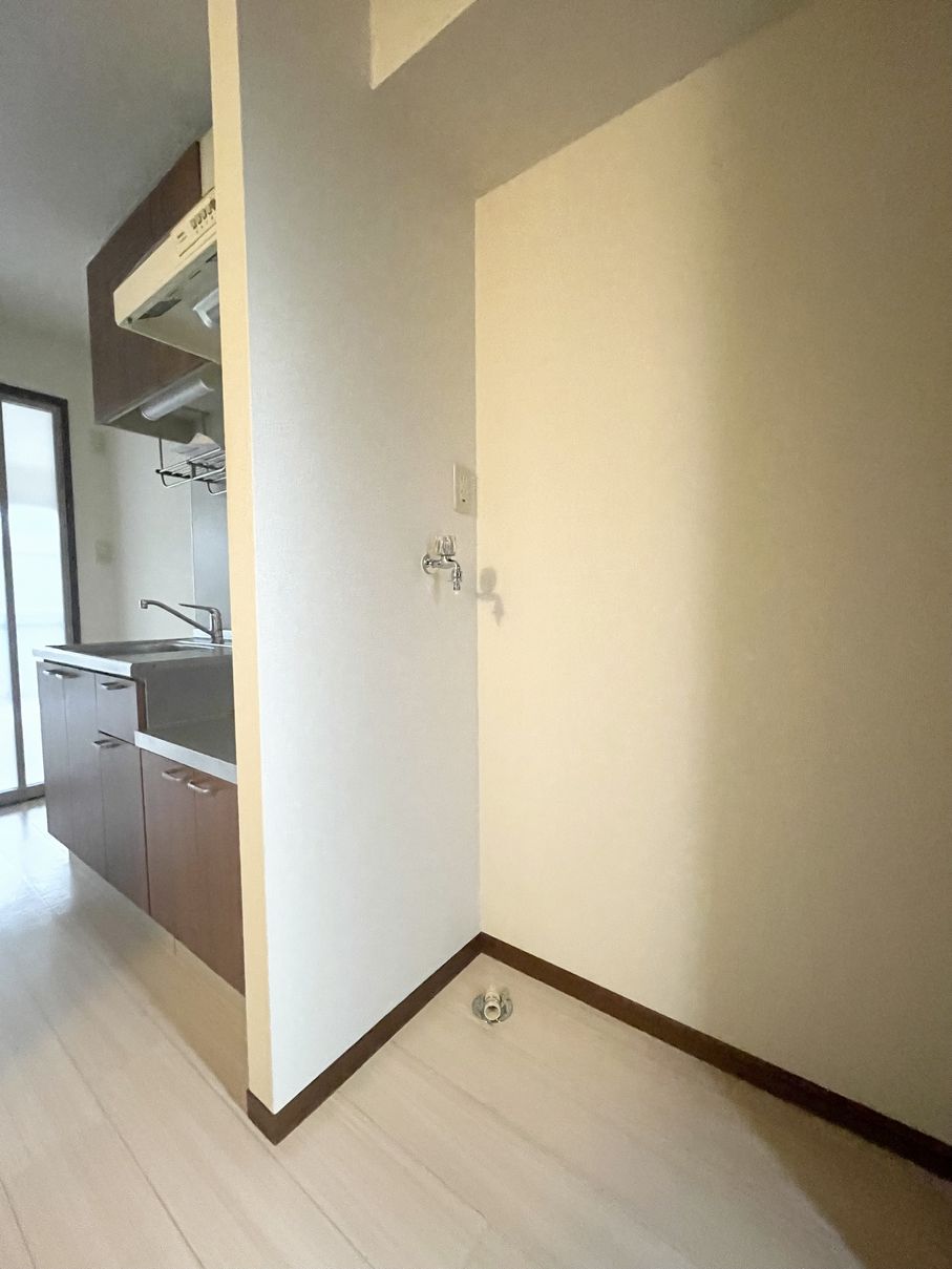 その他部屋・スペース　本写真は類似タイプの他のお部屋の物となります。