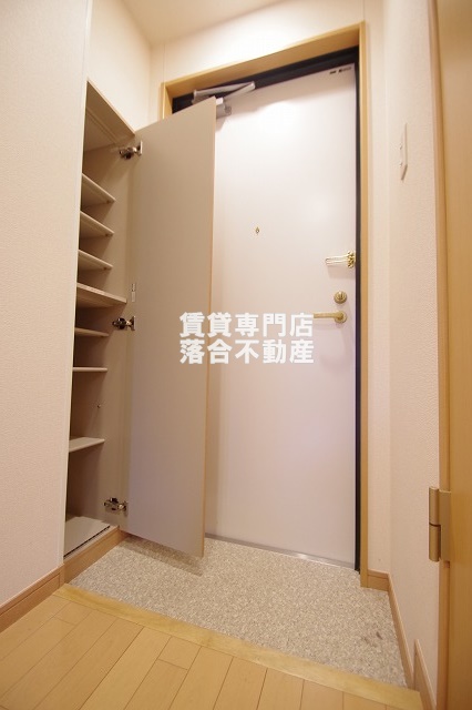 収納　シューズ収納あり