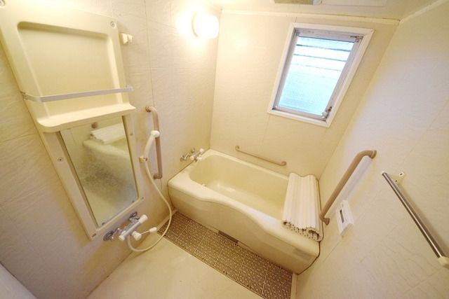 バス・シャワールーム　★他号室の参考画像です★