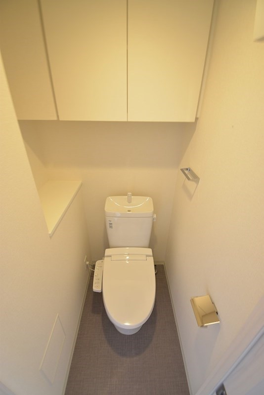 トイレ　同施工会社の同仕様写真です。