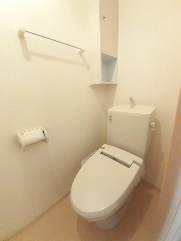 トイレ　コンパクトで使いやすいトイレです