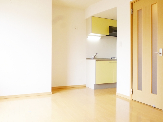居室・リビング　南向きの明るいお部屋です☆