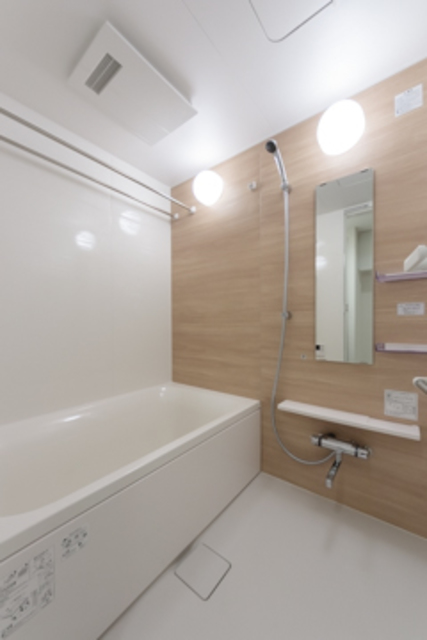 バス・シャワールーム　※写真は同タイプ住戸です。