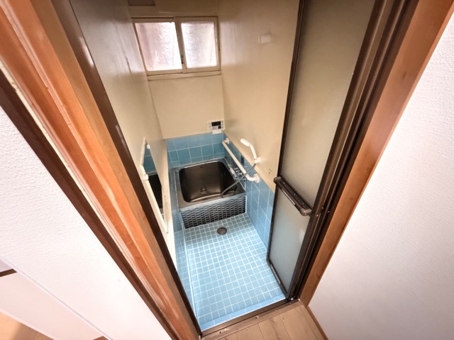 富秋町2丁目テラスハウスの風呂写真