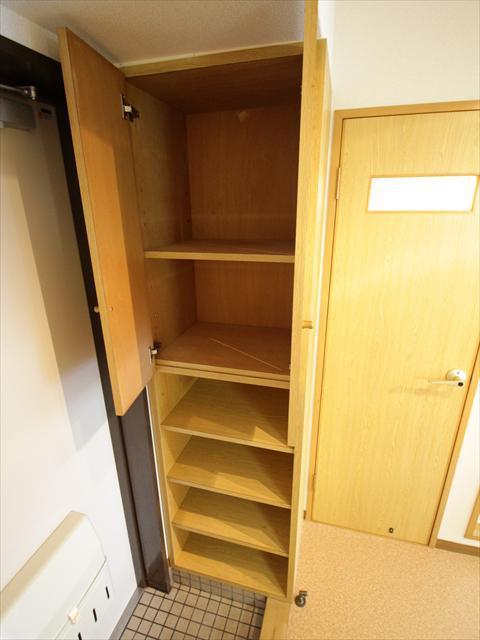 その他　松山市木屋町　グレイスパル木屋町　靴収納