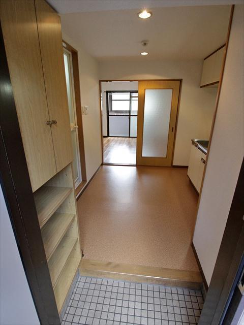 玄関　松山市木屋町　グレイスパル木屋町　玄関