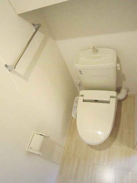 トイレ　ウォシュレット完備