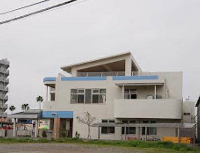 幼稚園・保育園　まなびこども園（幼稚園・保育園）まで982m