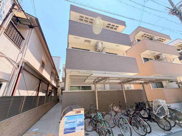 建物外観　綺麗な外観の素敵なお部屋があなたを待っています。