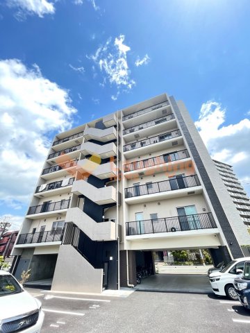 建物外観　落ち着いた雰囲気の外観です