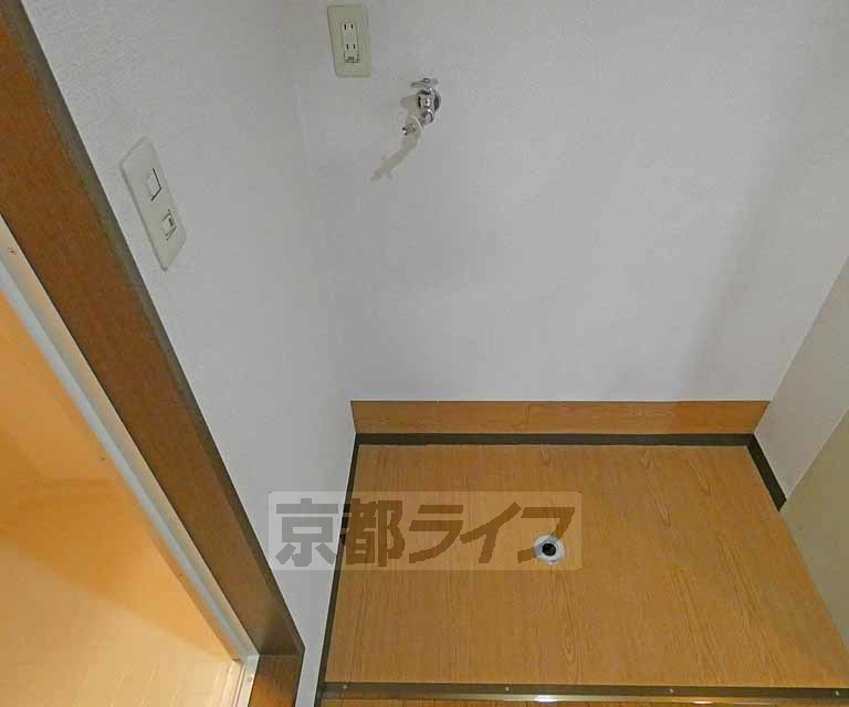 その他設備　洗濯機が置けます。