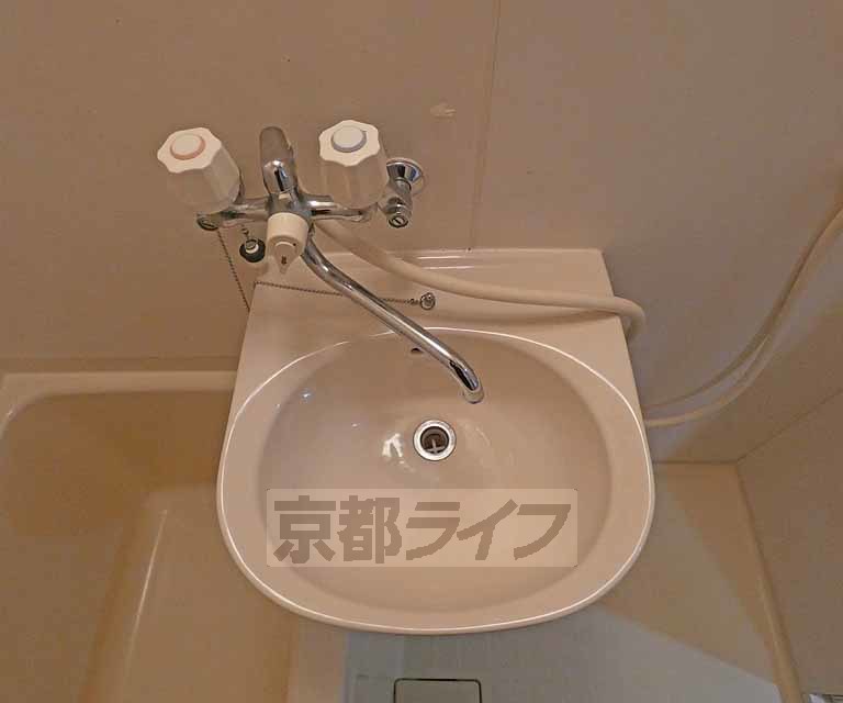 洗面設備　洗面台です。