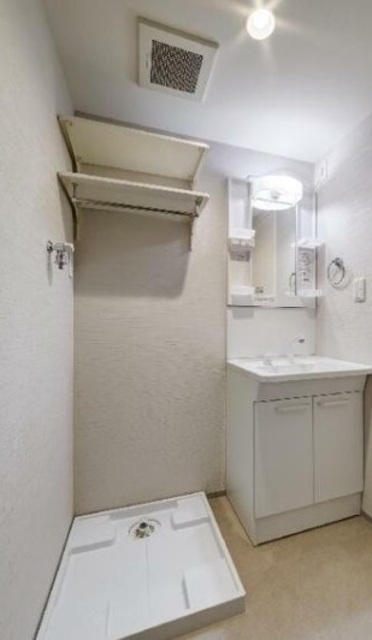 洗面設備　同仕様