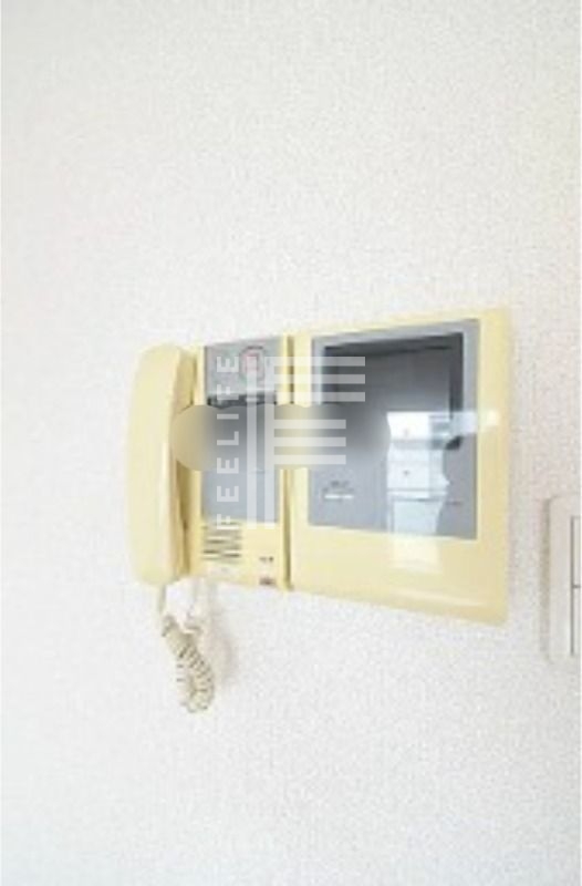 セキュリティ　同間取り別部屋の写真です、ご参考までに。