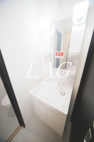 洗面設備　洗面台です。