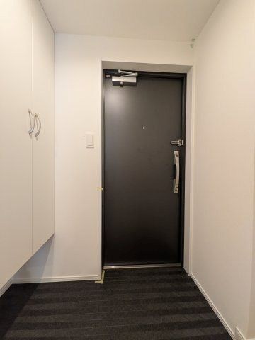 玄関　※参考写真※