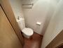 トイレ　こちらはトイレです。清潔感があり、安心して使用できます。