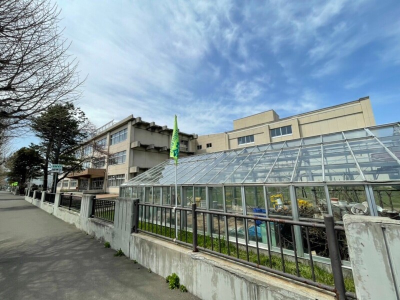 小学校　札幌市立北小学校（小学校）まで705m