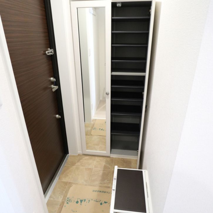 玄関　弊社は都内全域の物件をご紹介可能です！