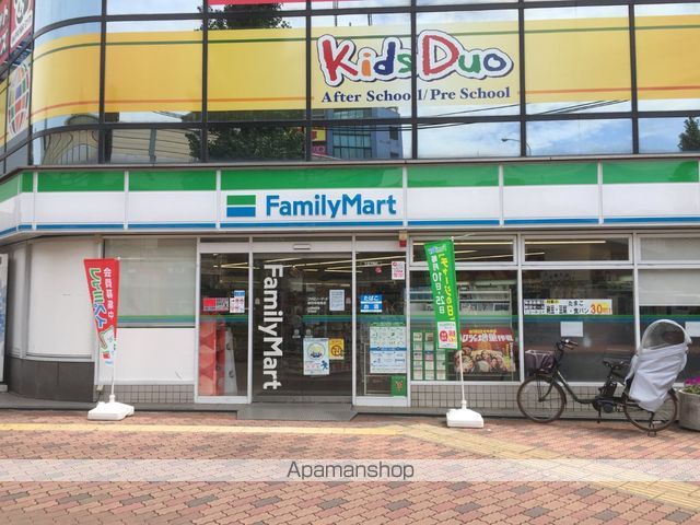 コンビニ　ファミリーマート（コンビニ）まで382m