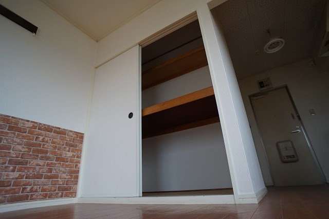 収納　レーベンハウス桶川店へ　048-787-5511