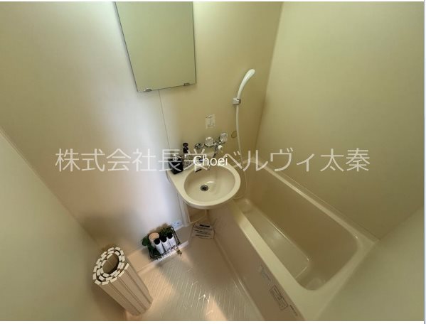 バス・シャワールーム　※写真は201号室です