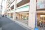 コンビニ　ファミリーマート戸塚矢沢店（コンビニ）まで687m