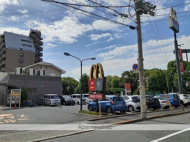 飲食店　マクドナルド長居店（飲食店）まで550m