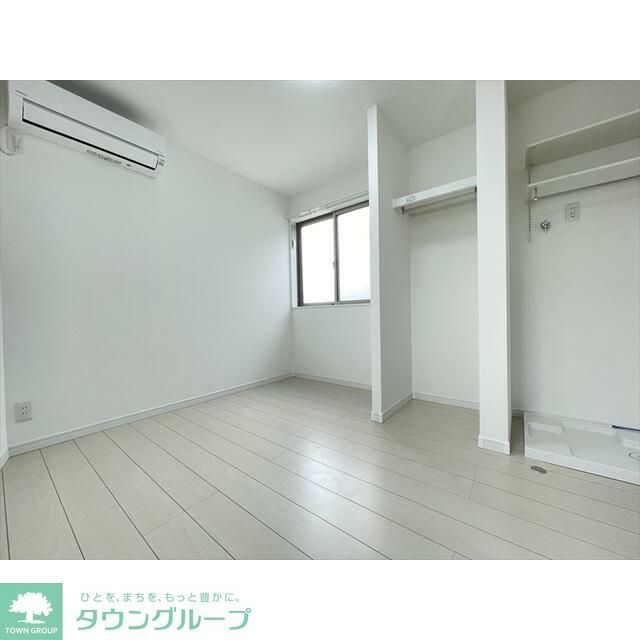 フロンティア瀬谷の居間写真