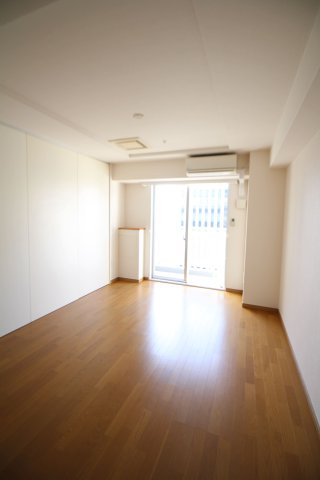 品川シーサイドビュータワーIの居間写真