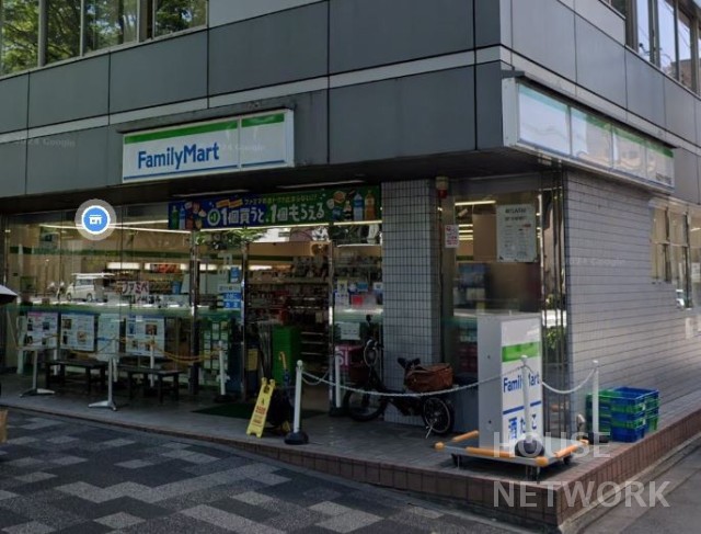 コンビニ　ファミリーマート京都堺町御池店（コンビニ）まで212m