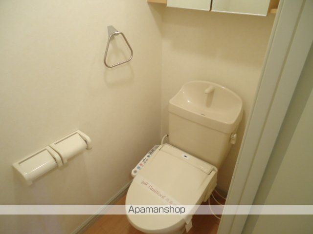 ＪＲ東海道本線 穂積駅 徒歩15分 2階建 築19年のトイレ写真